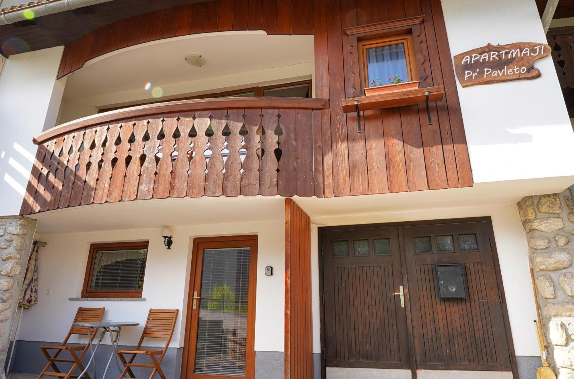 Apartments Pr' Pavleto ボーヒニ エクステリア 写真