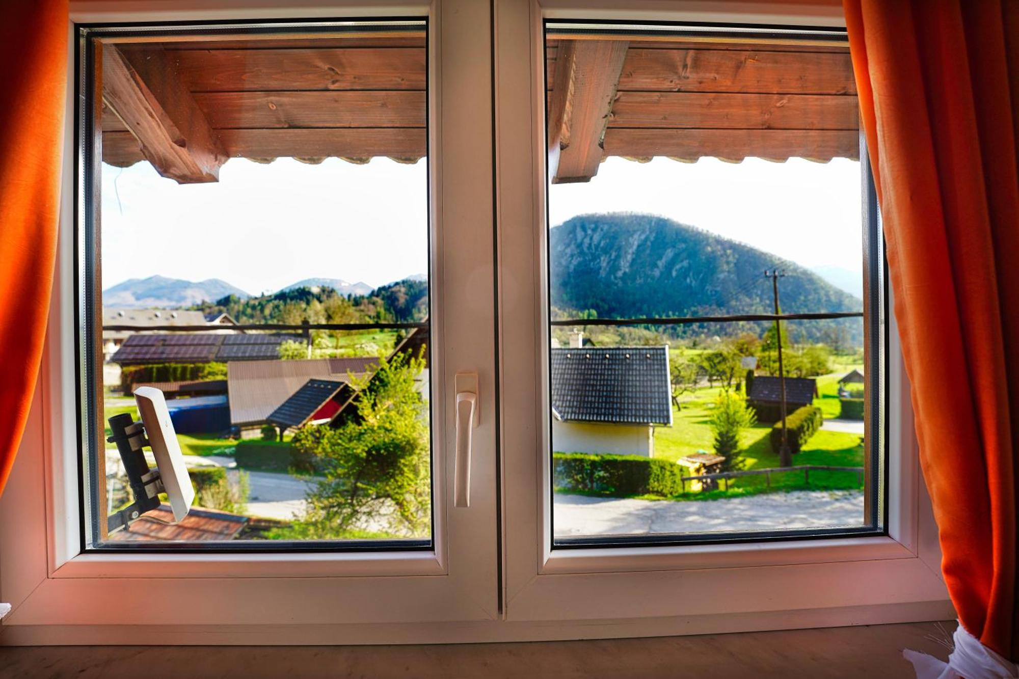 Apartments Pr' Pavleto ボーヒニ エクステリア 写真