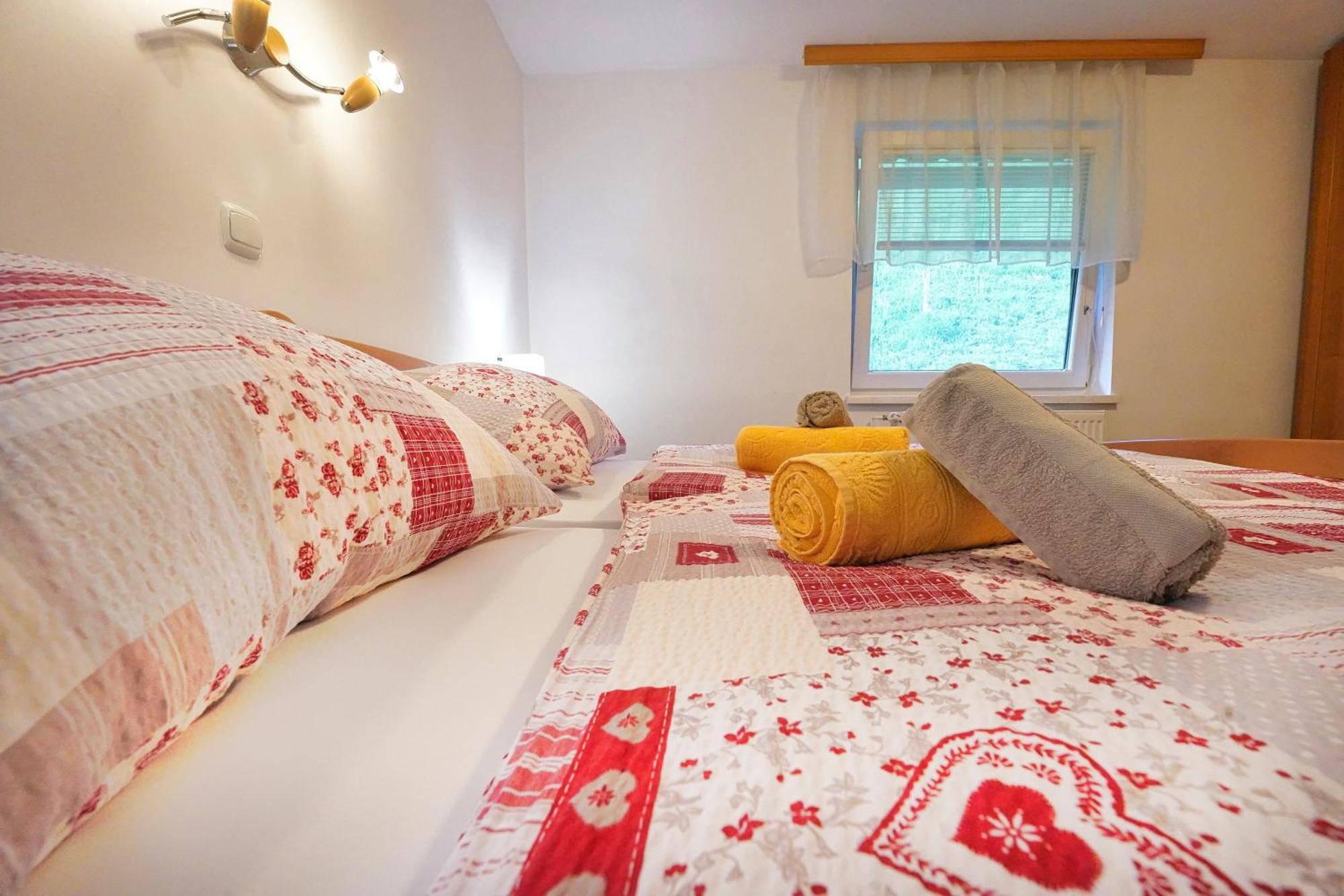 Apartments Pr' Pavleto ボーヒニ エクステリア 写真