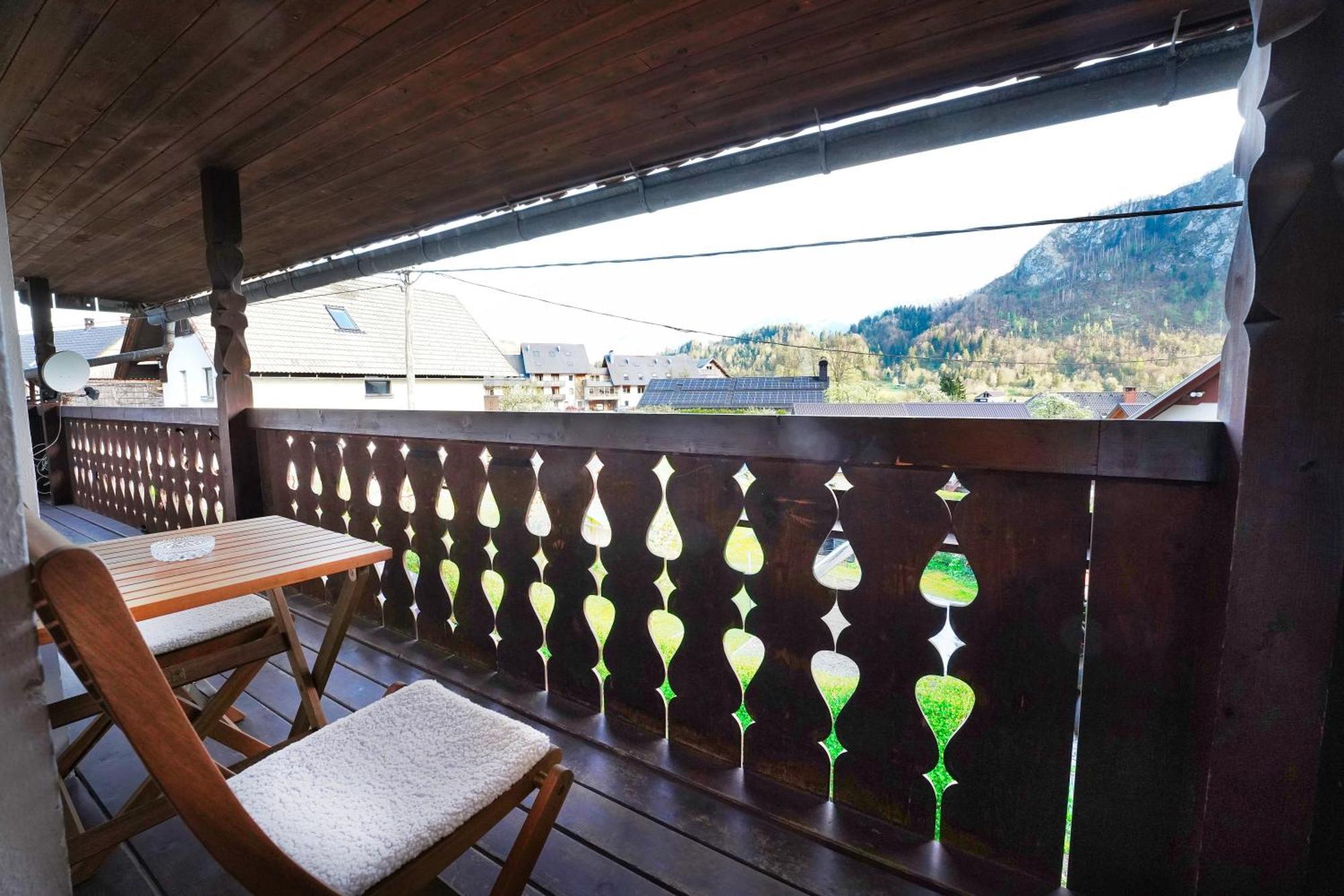 Apartments Pr' Pavleto ボーヒニ エクステリア 写真